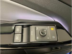 Volkswagen ID.5 Pro 210kW Garantie bis 03/2030 - Matrix-LED Navi IQ.Drive CCS Wärmepumpe Area View SHZ CarPlay LM