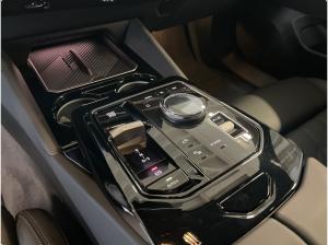 BMW 520 i Touring M Sport AHK Standheizung Autobahnassistent