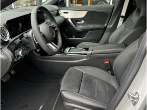Mercedes-Benz CLA 200 Coupe AMG Multibeam Panorama AHK 360°-K.