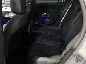 Mercedes-Benz GLA 180 AMG Night Special-Edition Multibeam AHK