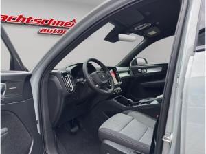 Volvo XC40 B3 B DKG Plus Black Edition