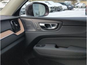 Volvo XC60 T6 AWD Plus Bright+Allwetter+Licht-Pak.