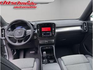 Volvo XC40 B3 B DKG Plus Black Edition