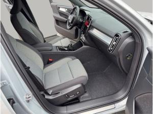 Volvo XC40 B3 B DKG Plus Black Edition