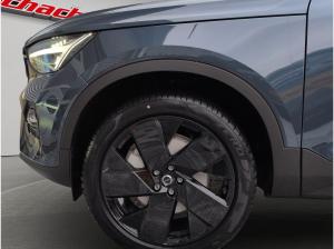 Volvo XC40 B3 B DKG Plus Black Edition