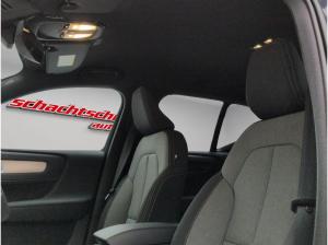 Volvo XC40 B3 B DKG Plus Black Edition
