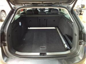 Skoda Superb Combi 2.0 TDI DSG SELECTION*MATRIX*AHK*PDC*SHZ*NAVI*KLIMA