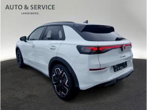 Volkswagen T-Roc R-Line 1.5 l eTSI 7-Gang DSG *PANO*