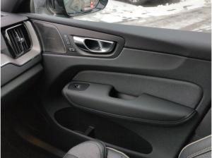 Volvo XC60 T6 AWD Plus Black Edition+Standh+Licht-Pak