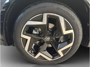 Volkswagen Tiguan R-Line 1.5 eTSI 150 PS DSG *HD-MATRIX*NAV*LEDER*GARANTIE*WKR*62.090€