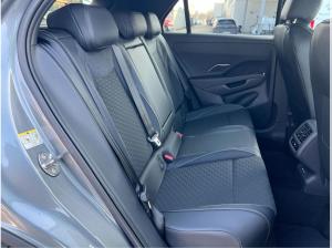 Volkswagen T-Roc R-Line 1.5 l eTSI OPF DSG