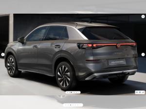 Volkswagen T-Roc Life 1.5 l eTSI OPF DSG AHK Ganzjahresreifen