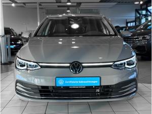 Volkswagen Golf VIII 1.5 eTSI Style DSG LED Kamera Lenkradhzg