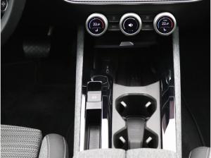 Skoda Superb Combi Selection 2.0 TDI DSG / Matrix, AHK