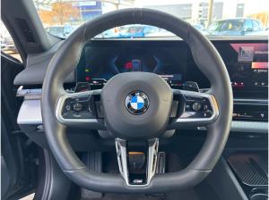 BMW 520 520d Tour. M-Sport-Pro AHK/PANOD. GARANTIE-01/30