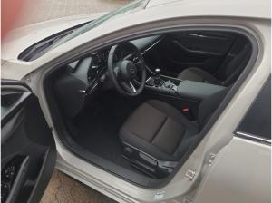 Mazda 3 2.5L e-SKYACTIV-G 140PS *Centre-Line*