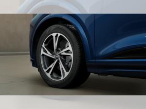 Audi Q6 e-tron S line Matrix Kamera Head-up Leder ACC