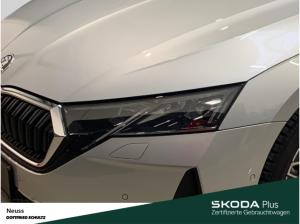 Skoda Octavia Combi SELECTION TDI DSG NAVI SITZHEIZUNG EINPARKHILFE LED