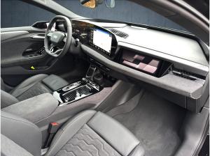 Audi A6 e-tron Avant performance » 367PS ⇒ Tech plus ⇒ B&O Soundsystem ⇒ Interieur & Exterieur S line
