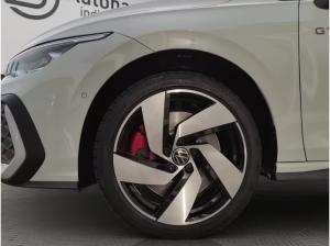 Volkswagen Golf VIII GTI 2.0 TSI DSG