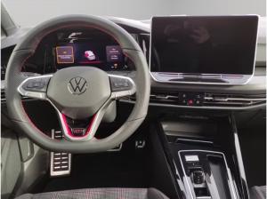 Volkswagen Golf VIII GTI 2.0 TSI DSG