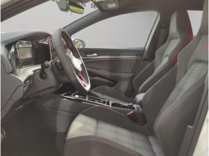 Volkswagen Golf VIII GTI 2.0 TSI DSG