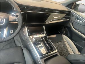 Audi RS Q8 SUV performance 471 kW tiptronic