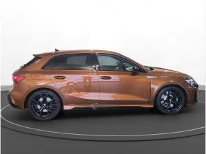 Audi RS3 Sportb. exclusive RS-Abgas Pano Matrix Sonos