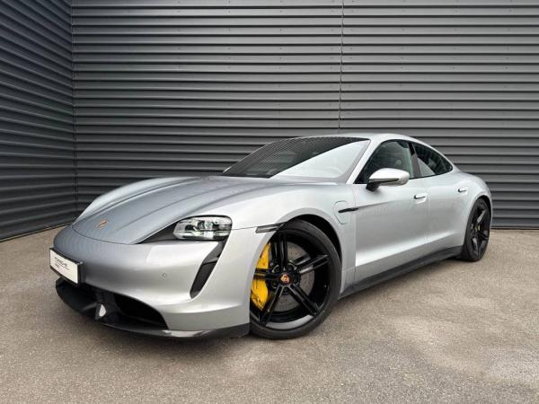 Porsche Taycan Turbo S