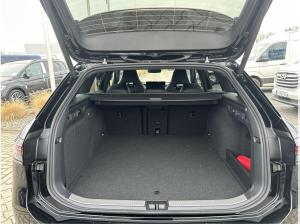 Volkswagen Passat R-Line 1.5 l eHybrid SOFORT VERFÜGBAR! CarPlay