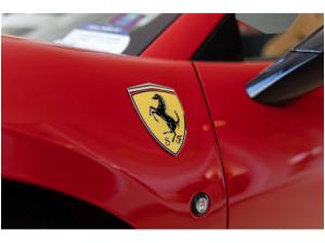 Ferrari F8 Spider*Lift*Racing Seats*LED*