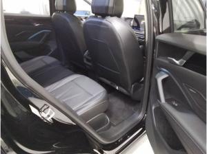 Volkswagen Tiguan 2.0 TDI DSG 4Motion Blackstyle Leder Standheizung Harman Kardon