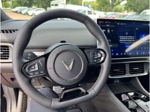 VinFast VF8 AWD Plus