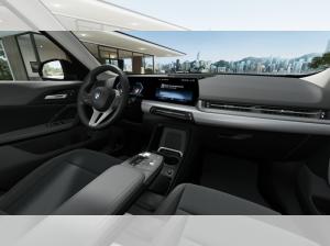 BMW X1 sDrive18i *PREMIUM PAKET UND AHK *Sofort Verfügbar**