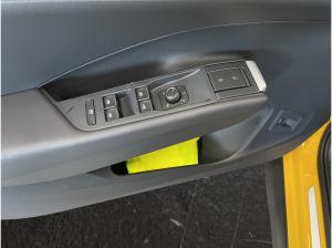 Volkswagen T-Roc 1.5 eTSI DSG R-Line