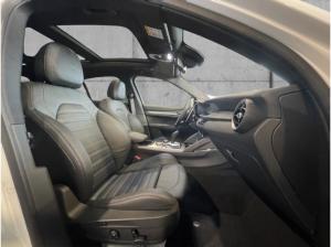 Alfa Romeo Stelvio Veloce Q4 2.0 PANORAMA+PDC+KAMERA+CARPLAY