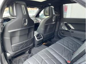 BMW i7 xDrive60 M Sport | TheatreScreen Massage B&W AHK (G70)