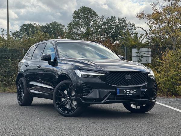 Volvo XC60 T8 AWD Plus Black Edition sofort verfügbar!