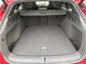 Volkswagen ID.7 Tourer - GTX 250 kW 4M WÄRMEPUMPE NAVI PANO AHK KAMERA LED