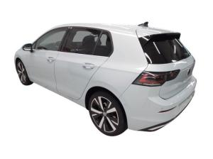 Volkswagen Golf 8 / 1.5 TSI DSG STYLE PANO GARANTIE WINTERRÄDER