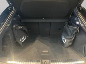 Audi Q3 SUV e-hybrid S line LED Navi CarPlay 19" RÜ