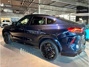 BMW X6 M Competition. CARBONSCHWARZ. INNO. COMFORT+.