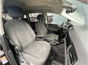 Volkswagen Touran 2.0 TDI DSG R-Line LED 7-SITZ Navi AHK RFK