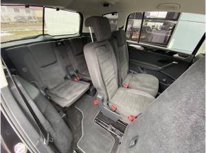 Volkswagen Touran 2.0 TDI DSG R-Line LED 7-SITZ Navi AHK RFK