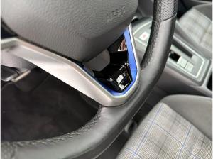 Volkswagen Golf VIII GTE 1.4 eHybrid DSG NAVI ACC SHZ LED