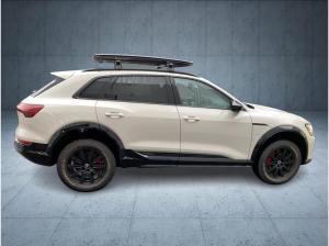 Audi Q8 e-tron edition Dakar 55 qu Matrix HUD Pano ACC