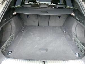 Audi Q8 e-tron edition Dakar 55 qu Matrix HUD Pano ACC