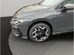 Volkswagen Golf R-Line 1.5 l eTSI | SOFORT VERFÜGBAR!