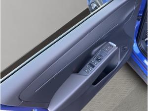 Volkswagen T-Roc R-Line 1.5 l eTSI || NEUES MODELL