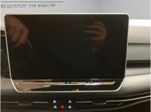 Volkswagen Golf R-Line 1.5 l eTSI // SOFORT VERFÜGBAR !